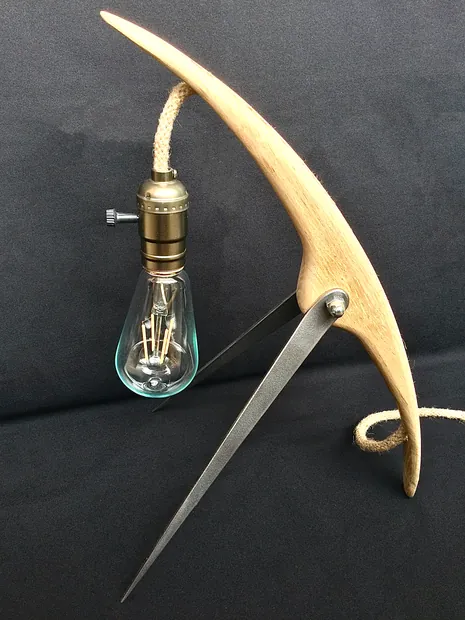 ALIEN lamp