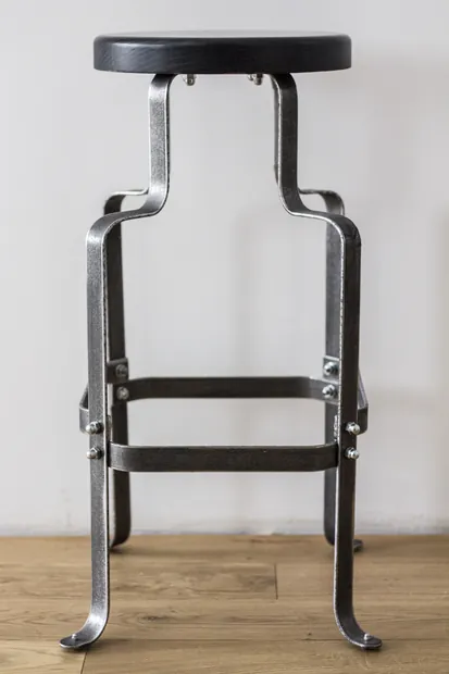 FERRUM stool